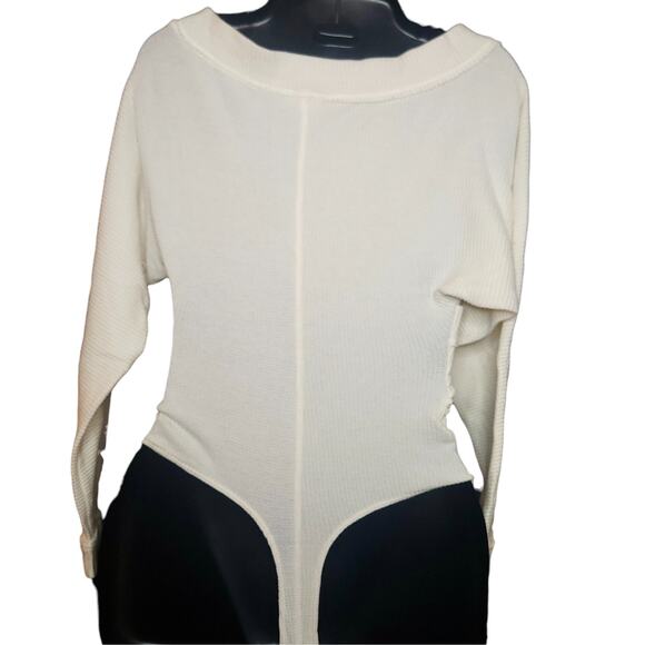 Free People Intimately Lovin
This Feelin Bodysuit NWOT - Picture 6 of 13